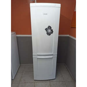 Холодильник Electrolux ERB 36301W8